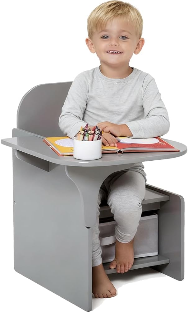 Delta Children Desk