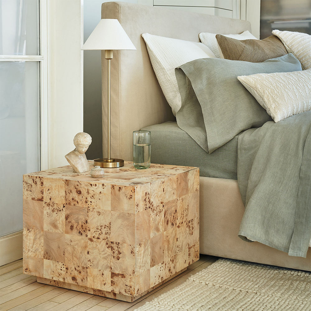 Cubo Table